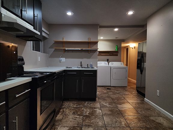 Stainless appliances