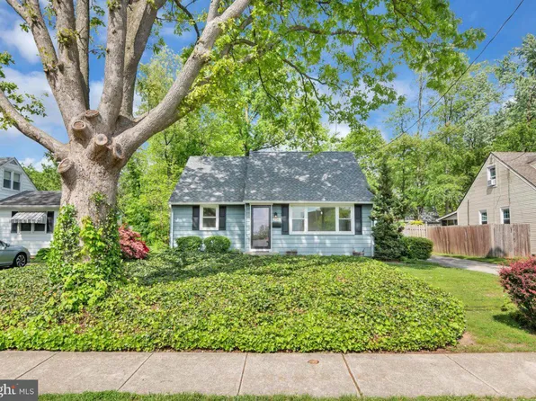 506 Thomas Ave, Barrington, NJ 08007
