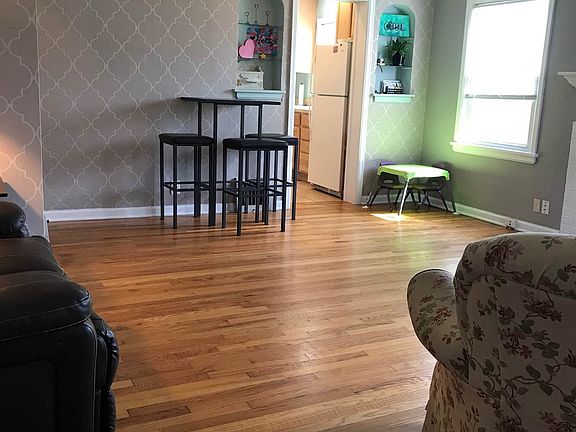 2nd image of 2118 Berkley Pl