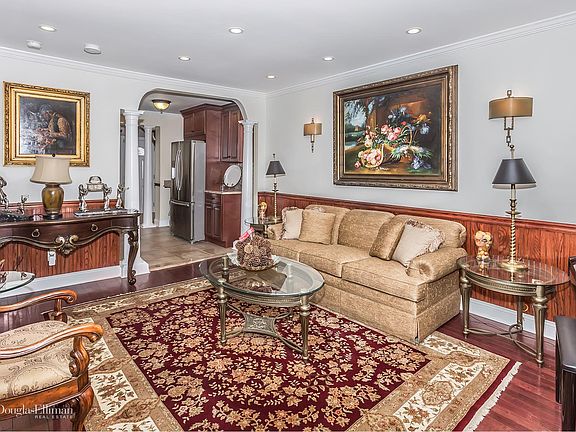 5th image of 257 Dorset St