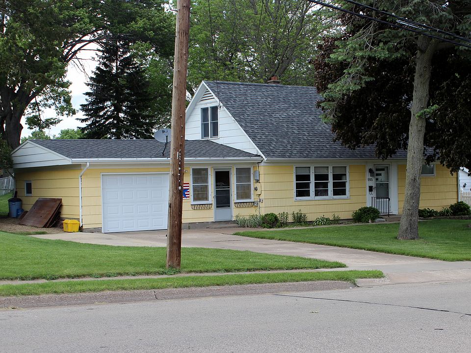 995 Kane St, Dubuque, IA 52001 Zillow
