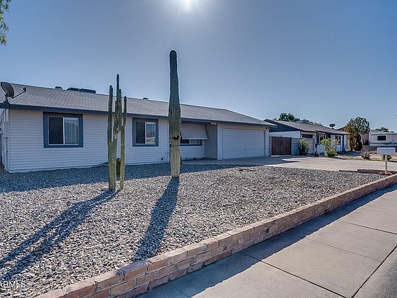 3rd image of 19849 N 33RD Avenue