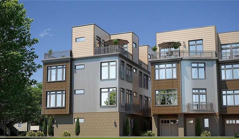 1st image of 2052 W 41st Pl #6