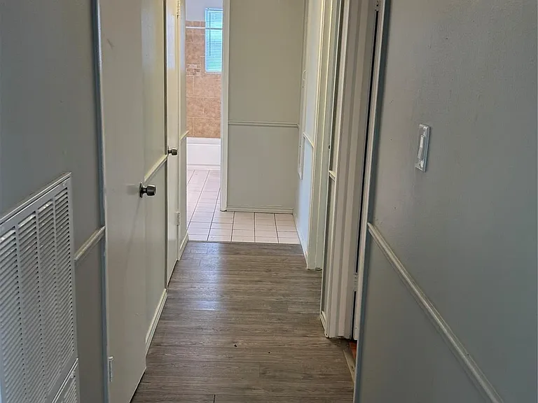 403 Brandywyne Dr — Photo 6