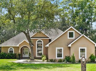 725 Akikai Dr, Diamondhead, MS 39525