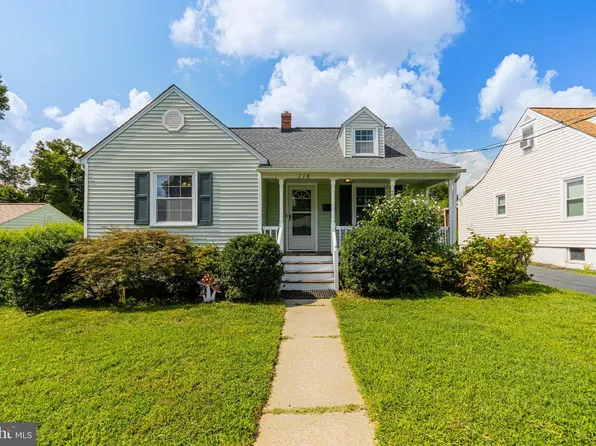 114 Forest Vlg, Fredericksburg, VA 22401