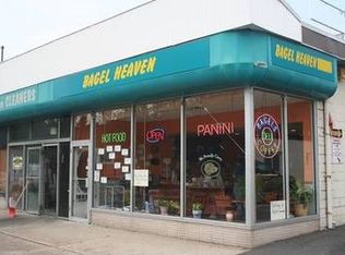 1150 Teaneck Rd, Teaneck, NJ 07666