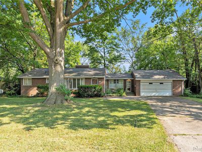 306 W Thirteen Mile Rd, Royal Oak, MI, 48073