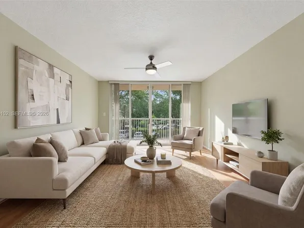 619 E Sheridan St APT 203, Dania Beach, FL 33004