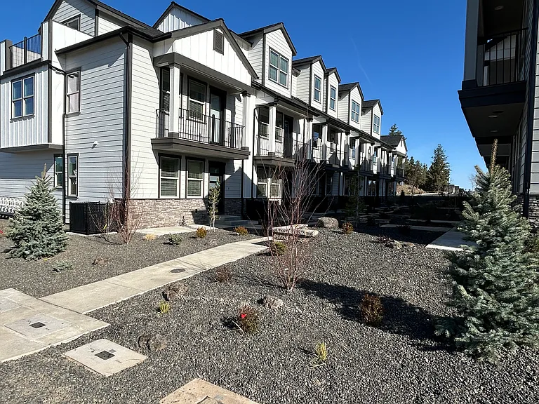 20594 SE Nina Ave — Photo 15