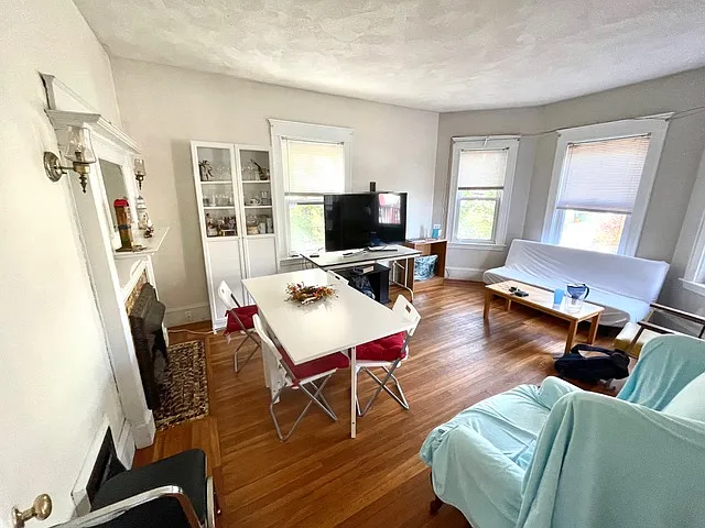 91 Belmont St #1 — Photo 1