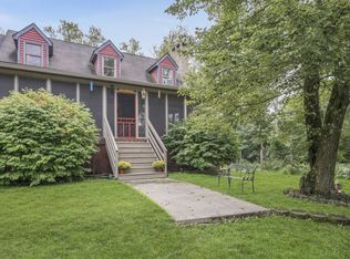 280 Baxtertown Rd, Fishkill, NY 12524