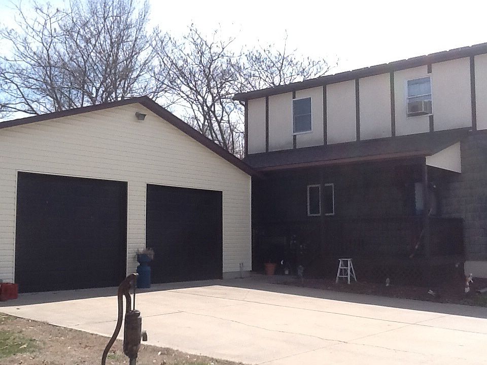 1st image of 100 E Ash St