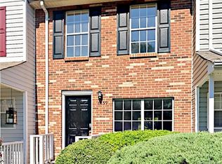 8159 Circle Tree Ln, Charlotte, NC 28277
