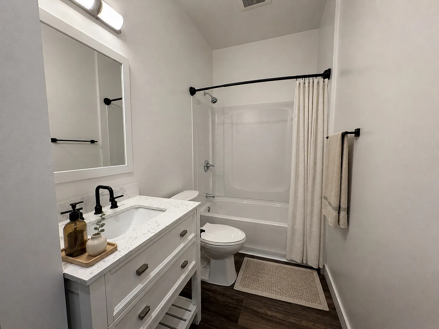 1 bed, 450 sqft, $2,195 — Photo 4