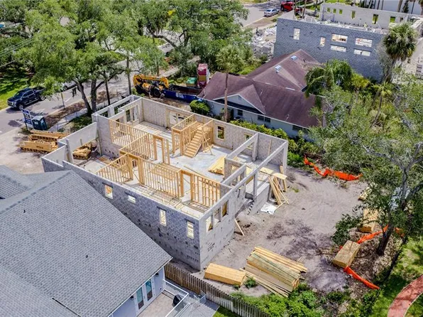 4706 W Estrella St, Tampa, FL 33629