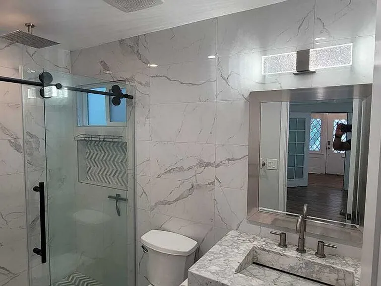 2926 Halldale Ave — Photo 10
