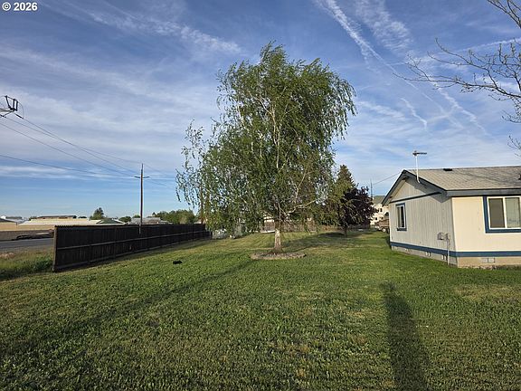 4th image of 1650 11th St