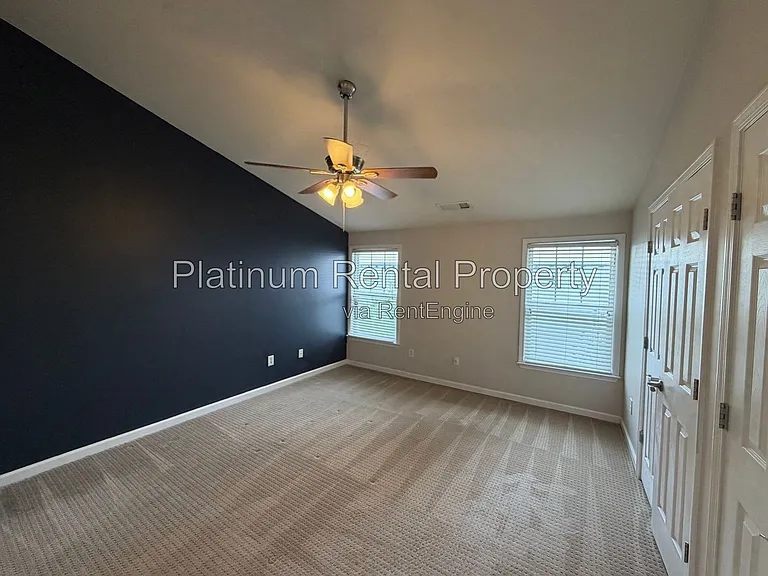221 16th St NW #3 — Photo 37