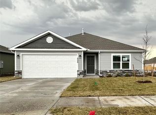 608 W Lanesfield St, Gardner, KS 66030