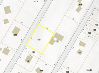 77 6th St N, Edgartown, MA 02539