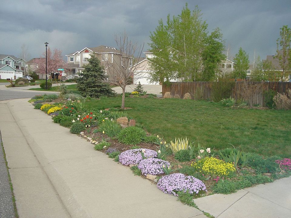 front yart looking NW