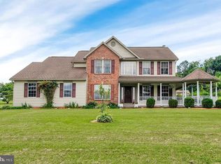 4376 Dry Bridge Rd, Glenville, PA 17329