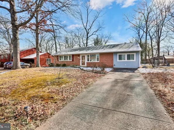 5608 Ottawa Rd, Centreville, VA 20120