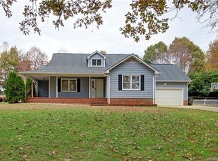 171 Beracah Rd, Mooresville, NC 28115