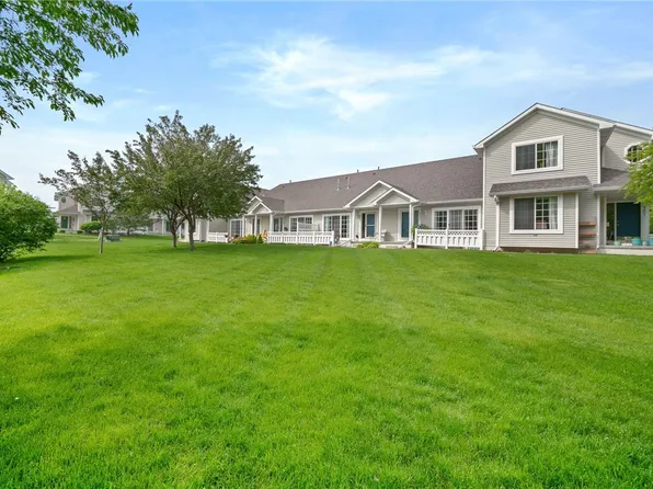 4425 Mills Civic Pkwy Unit 904, West Des Moines, IA 50265