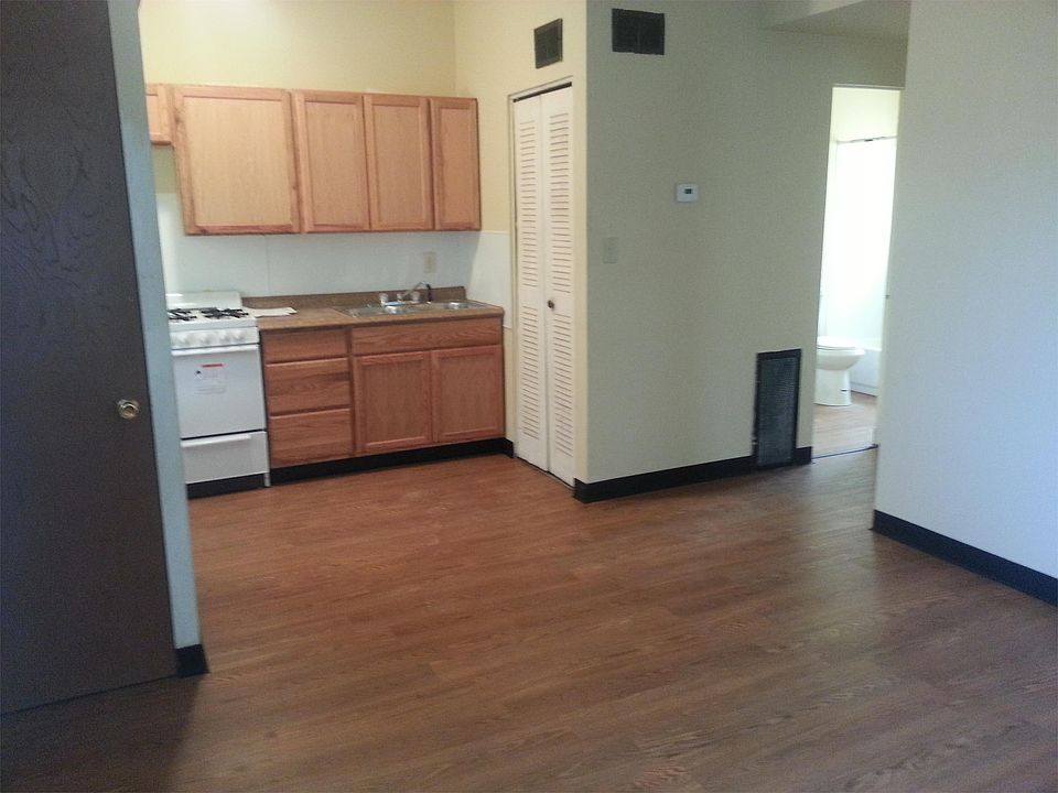 2nd image of 538A High Grove Blvd