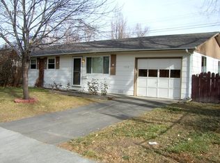 1548 Centennial Dr, Longmont, CO 80501