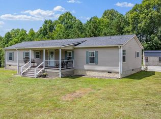 5954 Overby Rd, Flowery Branch, GA 30542