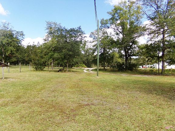 2nd image of 8752 County Road 229 S