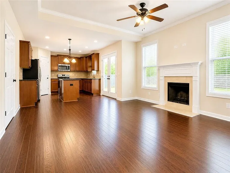 4106 Water Mill Dr — Photo 3