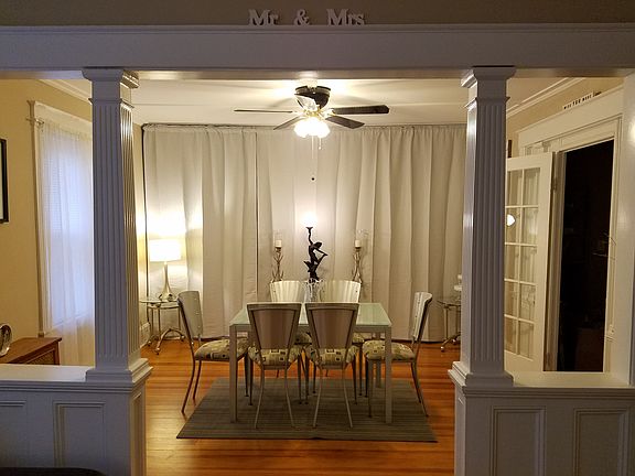 Dinning room 2nd floor