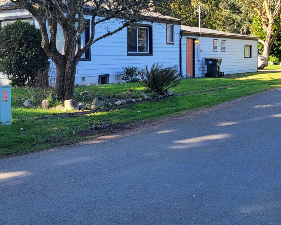 1st image of 3917 Grove Rd NW