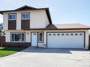 3334 Heather Ln, Oceanside, CA 92056