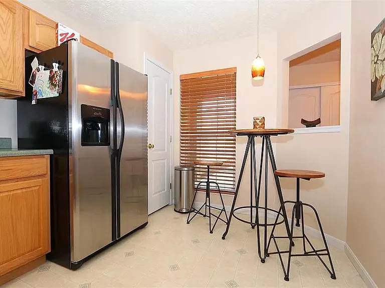 5602 Waterside Dr — Photo 10