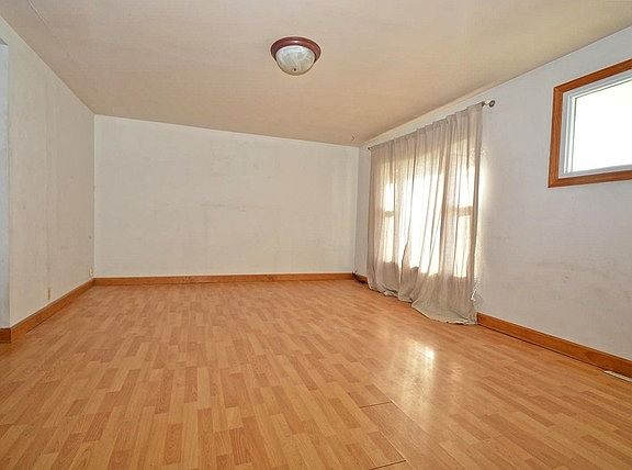 4th image of 8821 S Kildare Ave