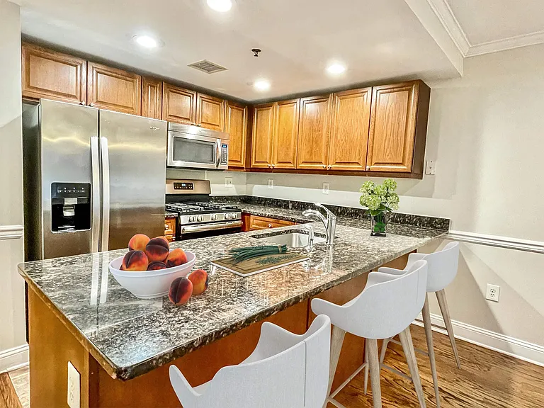1331 Grand St #209 — Photo 1