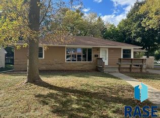 (Undisclosed Address), Luverne, MN 56156