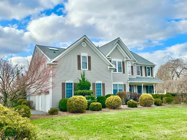 36 Poling Farm Ct, Montgomery Twp., NJ 08502