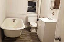 5th image of 209 Staunton St #1