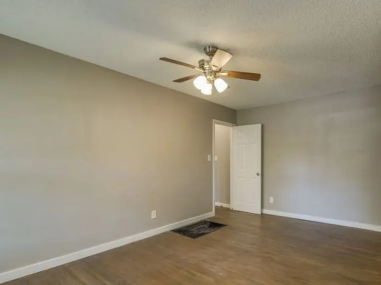 2656 E Grail St — Photo 10