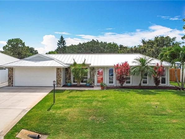 1089 George St, Sebastian, FL 32958