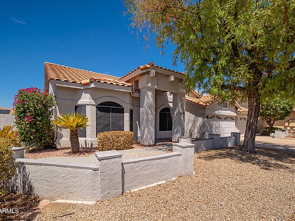 4th image of 3612 N 109TH Avenue