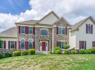 29 Waterton Dr, Bear, DE 19701
