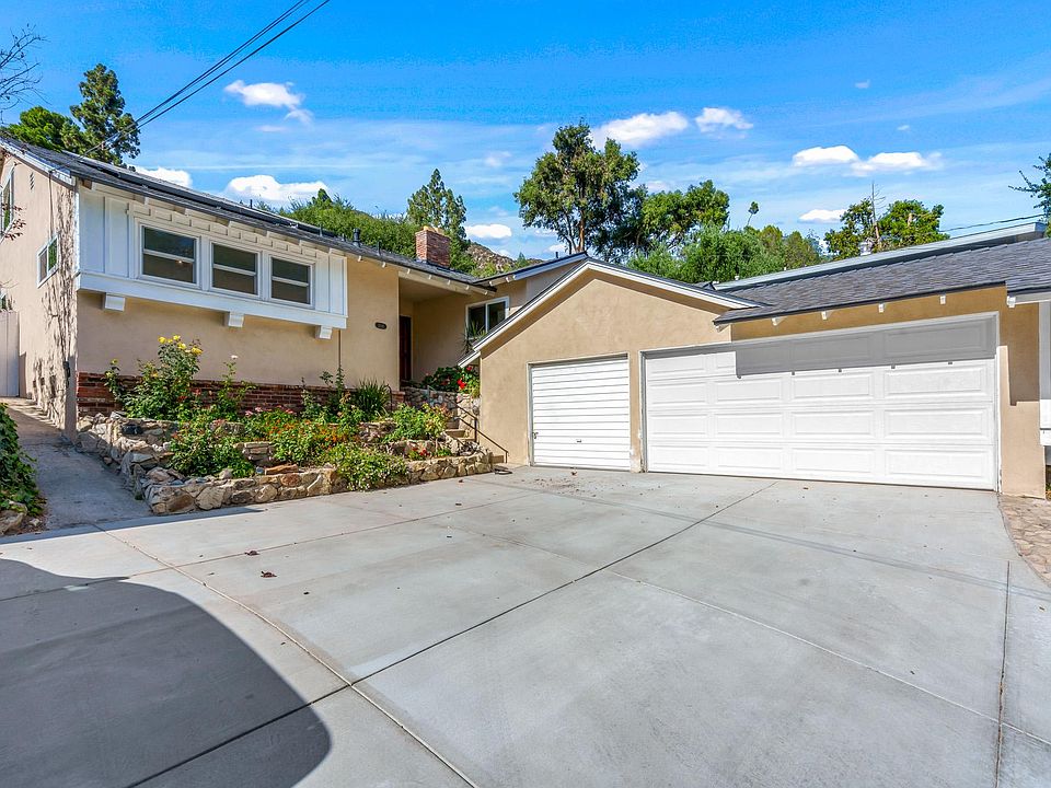 1st image of 2241 Manzanita Ln