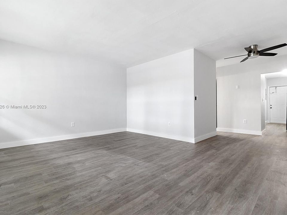 1st image of 170 NE 170th St #205A